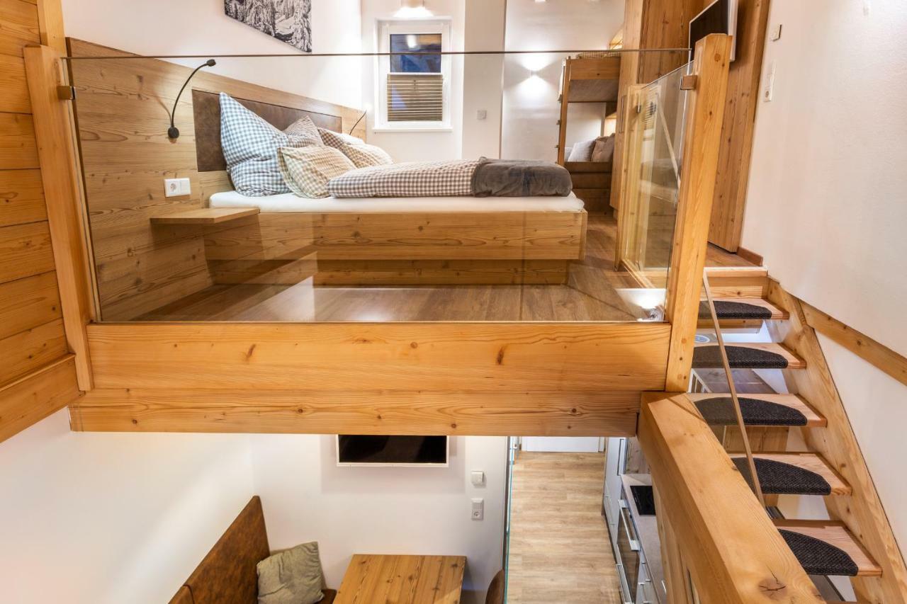 5 Peaks Apartment *